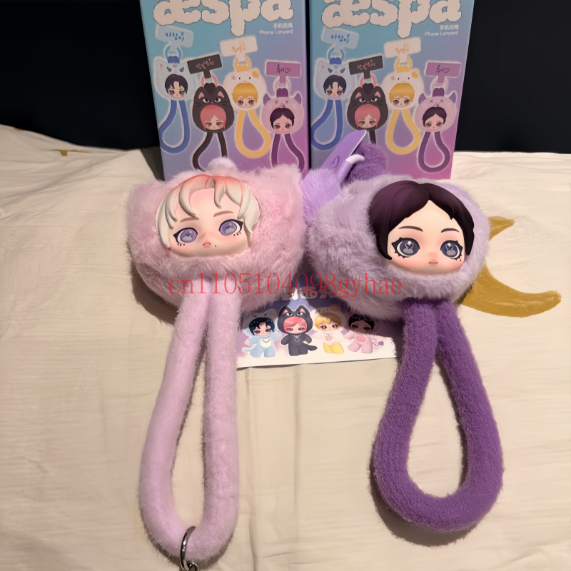 Phone Accessories Popmart - Nowa seria Pop Mart Aespa Fluffy