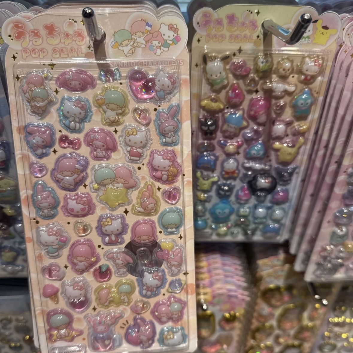 1/4 SZT. Naklejki 3D HelloKitt – Phone Accessories For Kids recenzja i cena